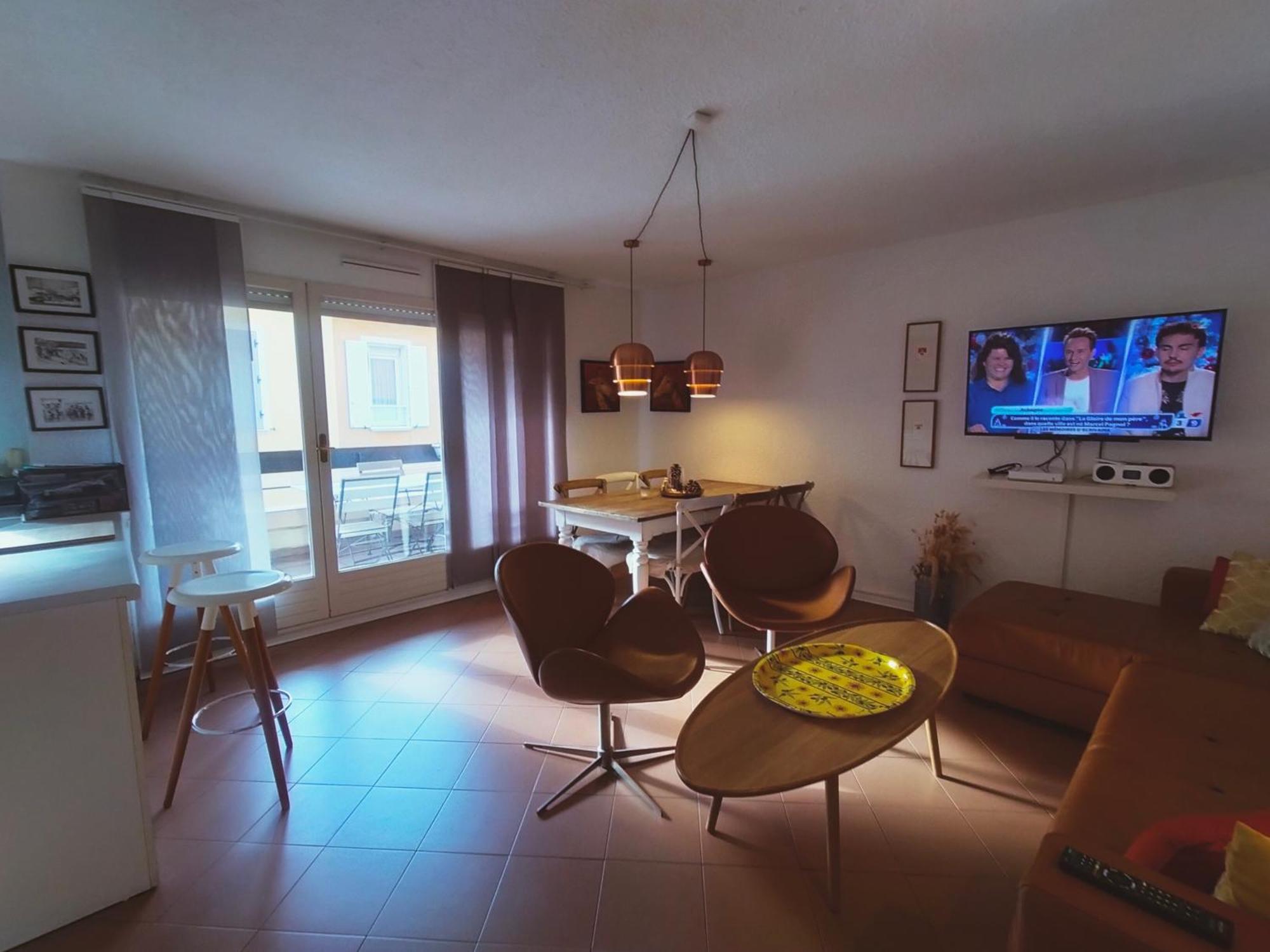 Apartment Super 2 A 6 Pers Garage Prive, Centreville, 150m, 2 Terrasses Sainte-Maxime