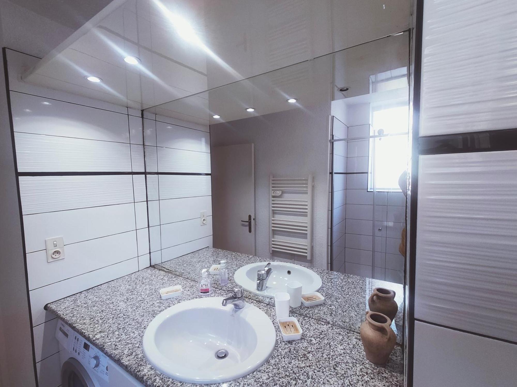 Apartment Super 2 A 6 Pers Garage Prive, Centreville, 150m, 2 Terrasses *